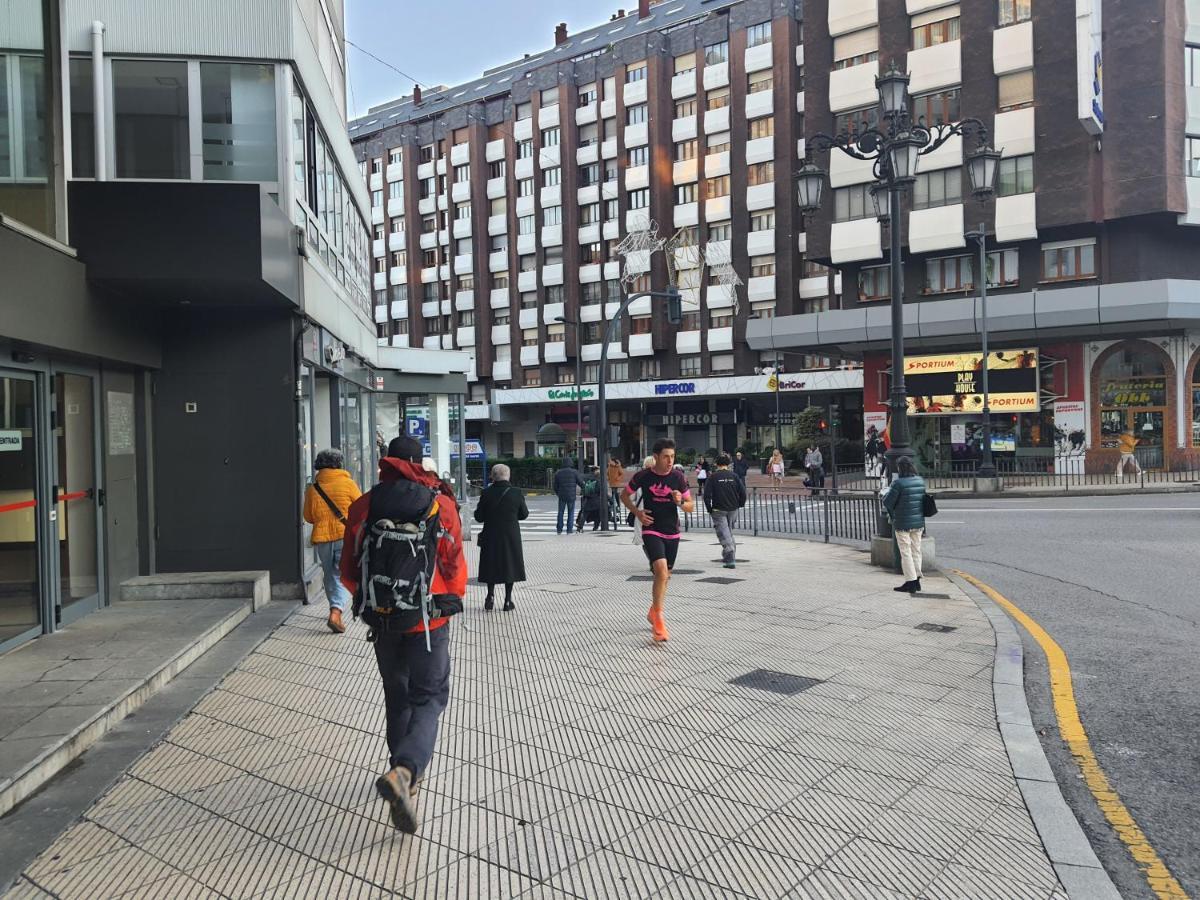 Espectacular Piso Centro De Oviedoアパートメント エクステリア 写真